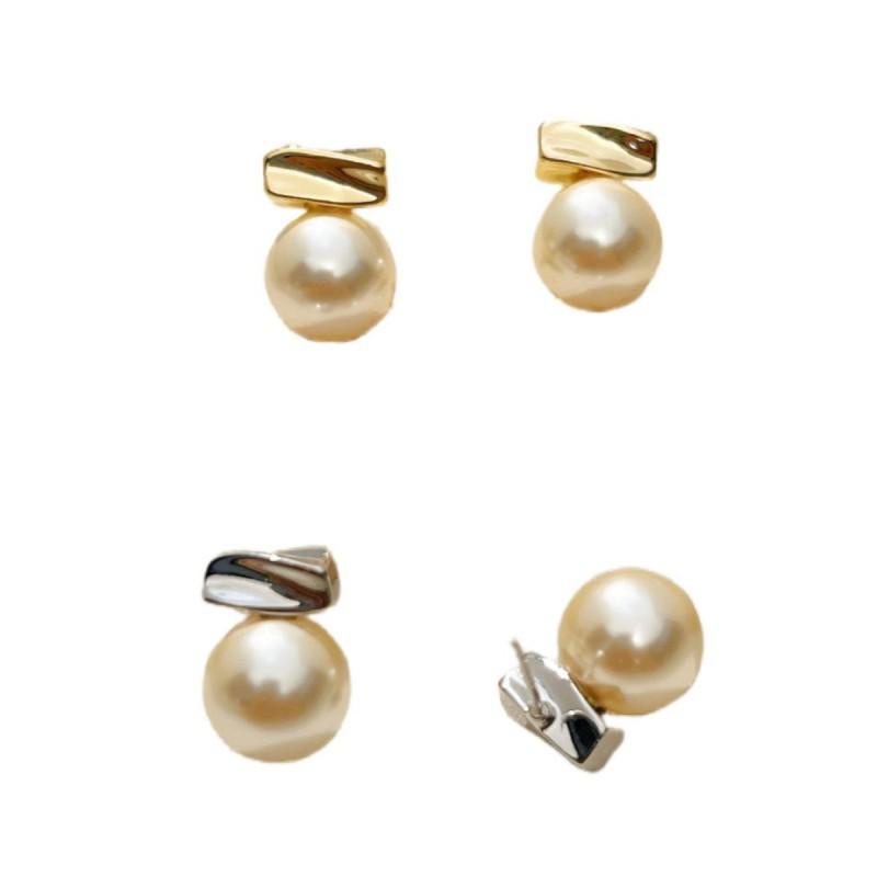 Minimalist Pearl Earrings Women Fashionable Versatile Light Luxury Style Unique Design