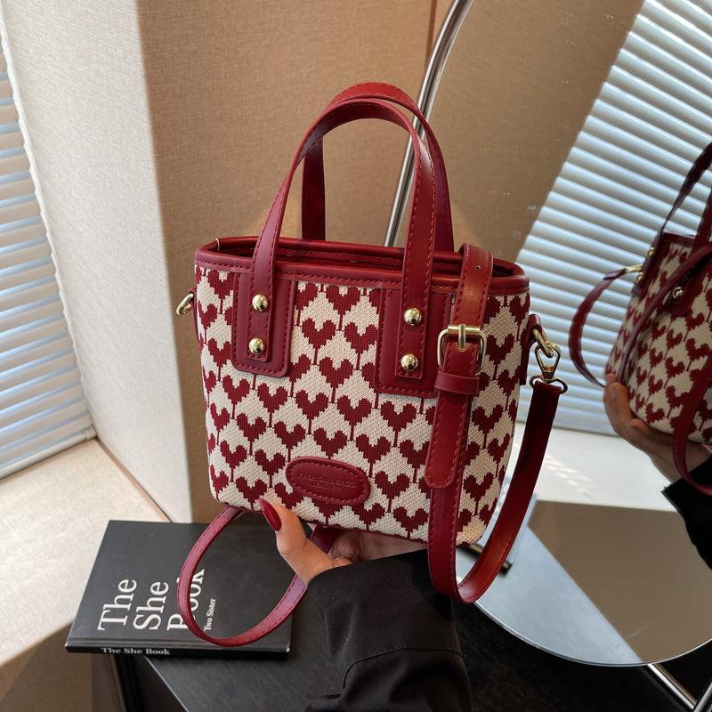 Bag women's spring and summer new contrasting color bucket bag casual red handbag embroidered women's bag wedding bag