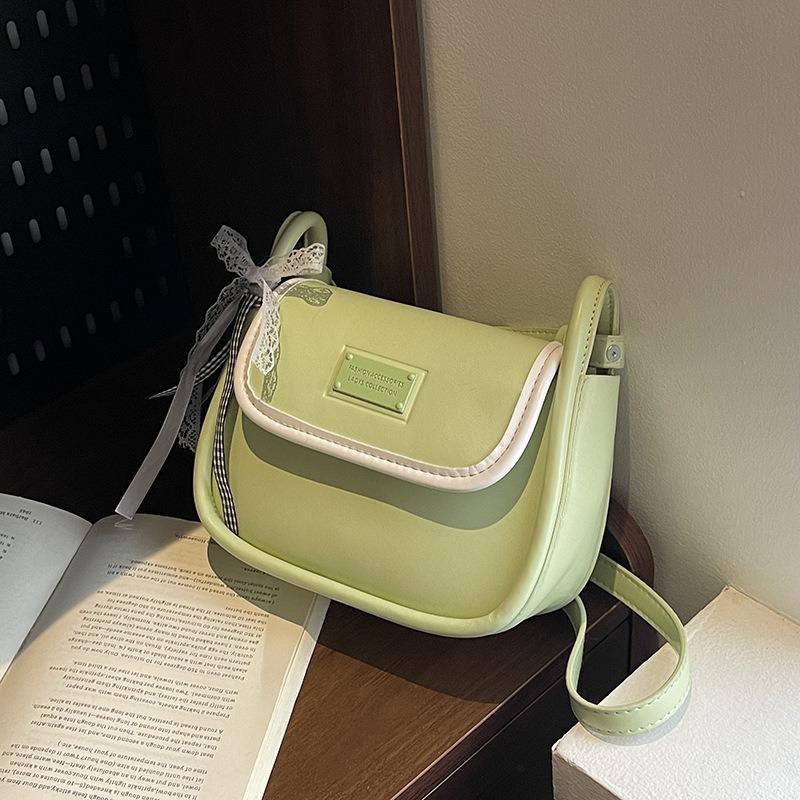 Premium Texture Niche Design Underarm Bag Women's New Popular Fashion Versatile Shoulder Messenger Bag