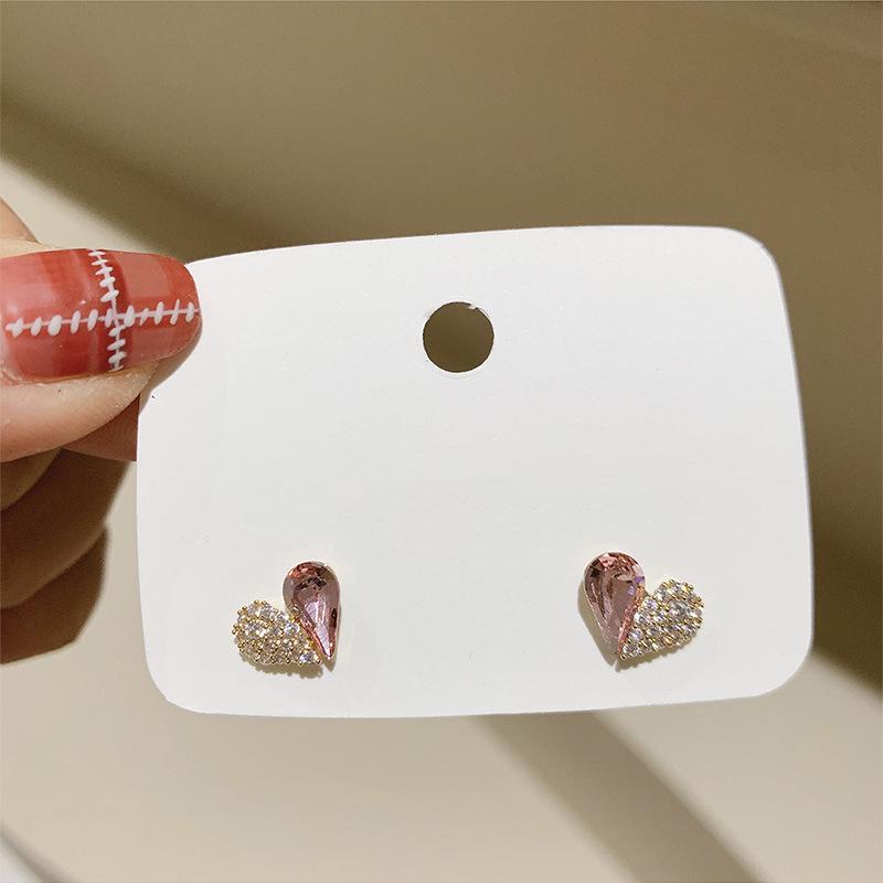 Silver Needle Pink Cubic Zirconia Flower Stud Earrings – Elegant & Delicate Accessories for Women.