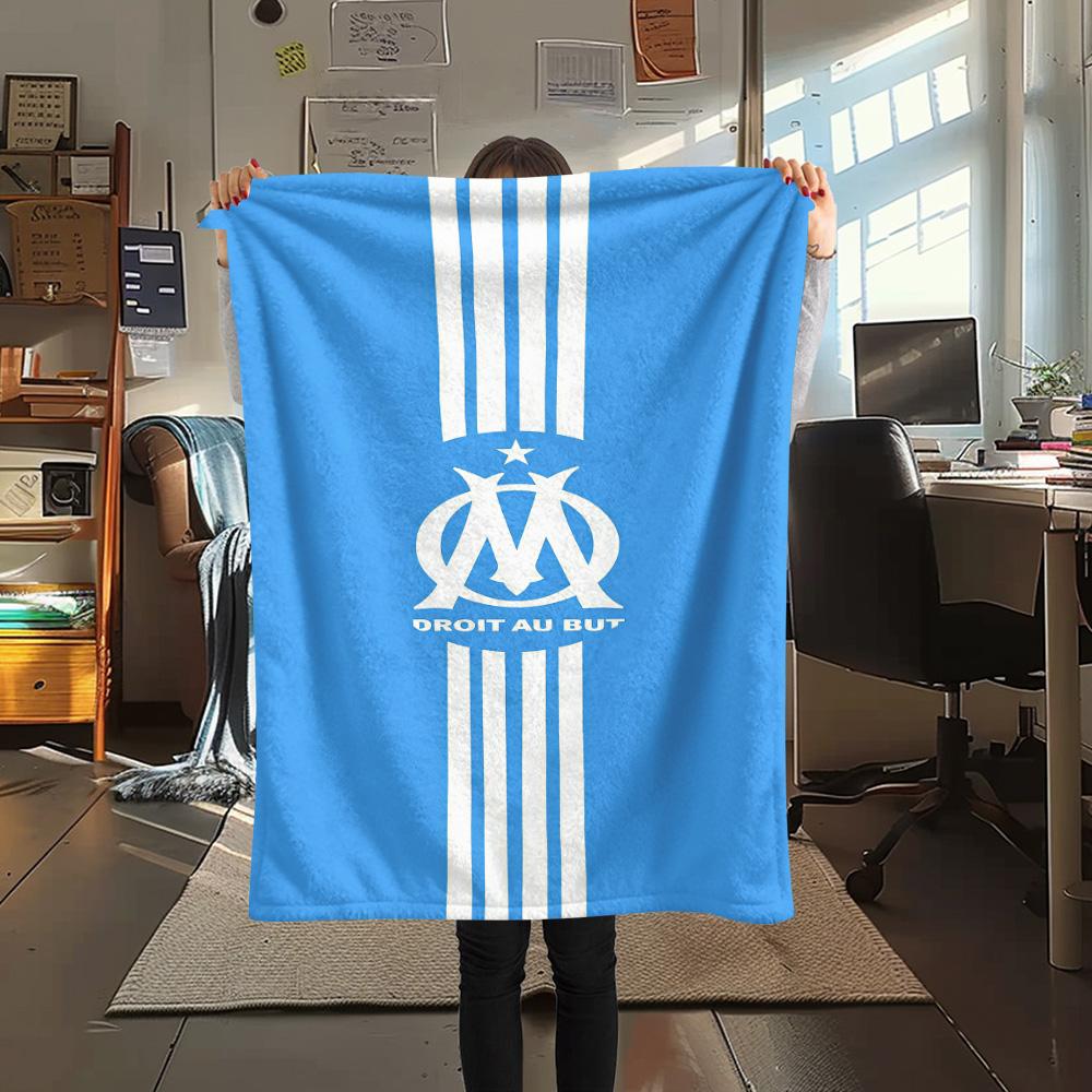 

l OM logo Print FlAannel Blanket, High quality Comfortable for All Seasons, Home Decor, Warmth and Comfort 80cm x 120cm