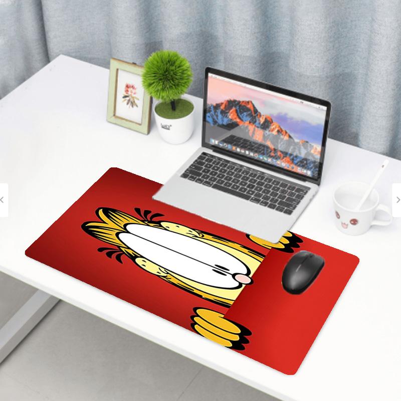 Garfield Print Mouse Pad, Anti‑Slip Desktop Keyboard Mat, for PC Laptop Gaming Working Daily Use, Cool Festival Surprise Gift