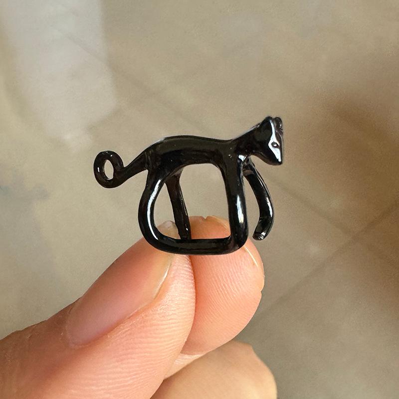 Fashion and Creative Cute Cat Earrings Without Earrings, Earbone Clips for Women