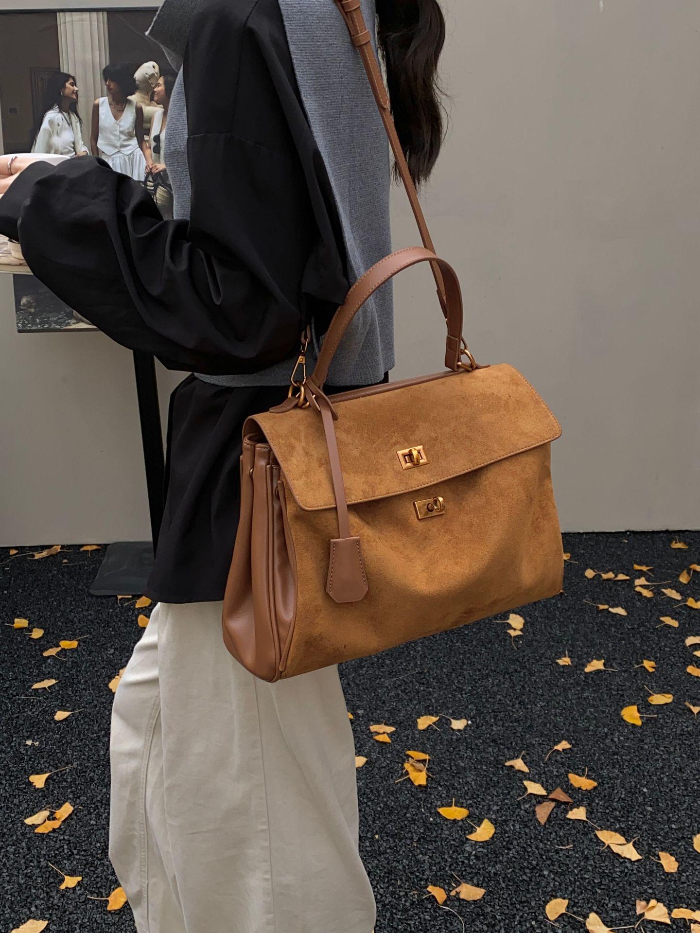 

Women s Frosted Retro Crossbody Bag – Trendy and Textured Shoulder Bag