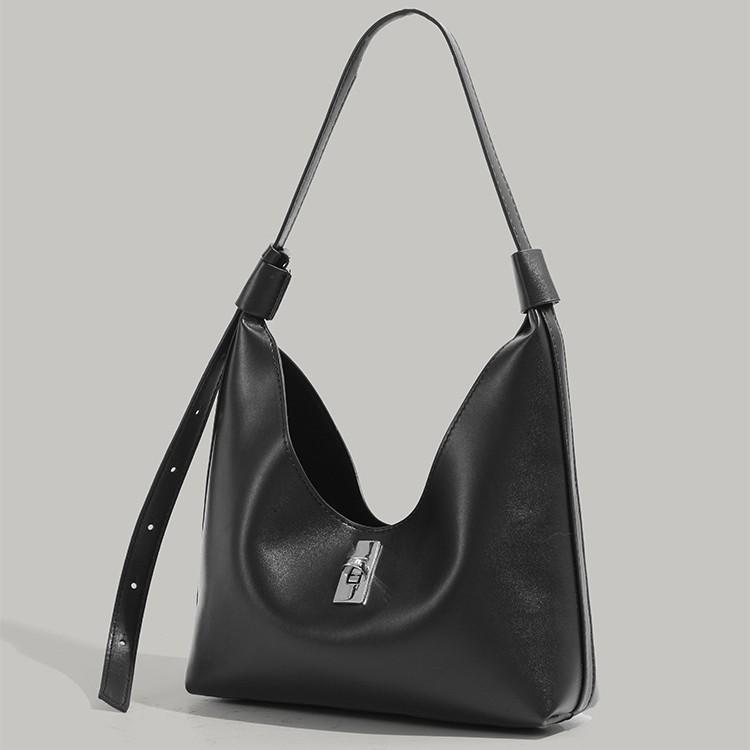 Niche Design Hot Girl Underarm Bag for Women 2025 New Sweet New Moon Bag Fashion Versatile Handbag Trendy