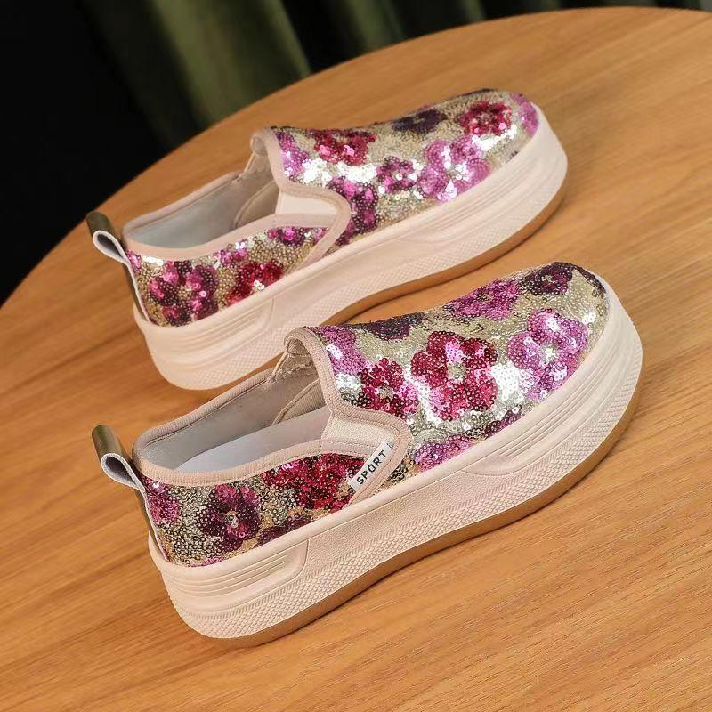 2026 New Woman's Spring Summer Casual Canvas Shoe Thick Sole Non Slip Flower Bling Slip-On Fashionable Loafers Shoes Board Shoes