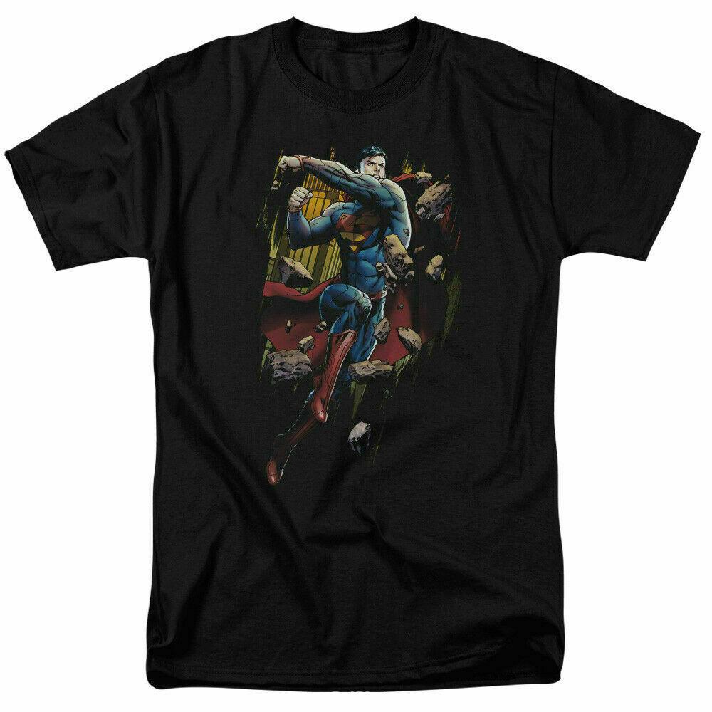 

26 Superman Flying Determination T Shirt Licensed Comic Book Movie Tee Black Unisex T-Shirt M