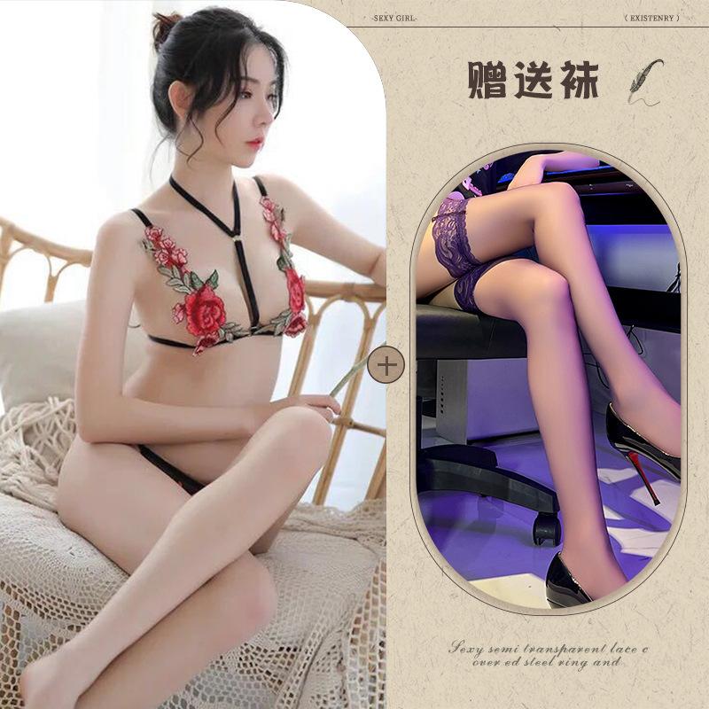 Sexy three-point sexy hollow rose bra halter pajamas embroidery perspective temptation hot suspender pajamas