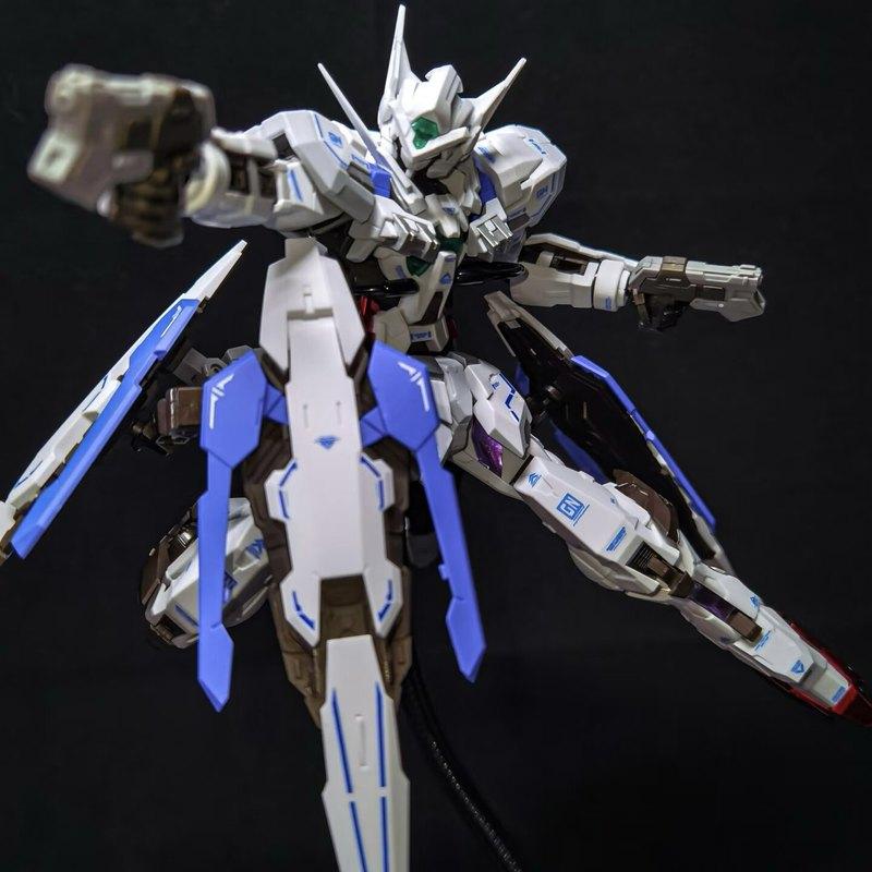 Daban 8816a Mg 1/100 White Astraea Type-E Assembly Model Kit With Gn Broadsword Movable Mecha Collectible Model Toy Gift