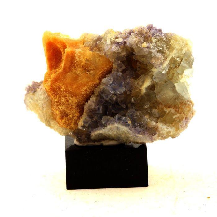Pierres et Minéraux. Fluorite. 119.0 ct. La Barre, Puy-de-Dôme, France.