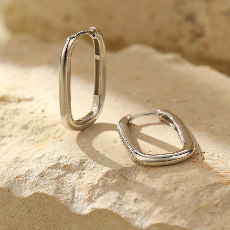 

Серьги Banyan Tree S925 Silver U-образной овальной формы для женщин в минималистичном стиле ES1554 белого золота