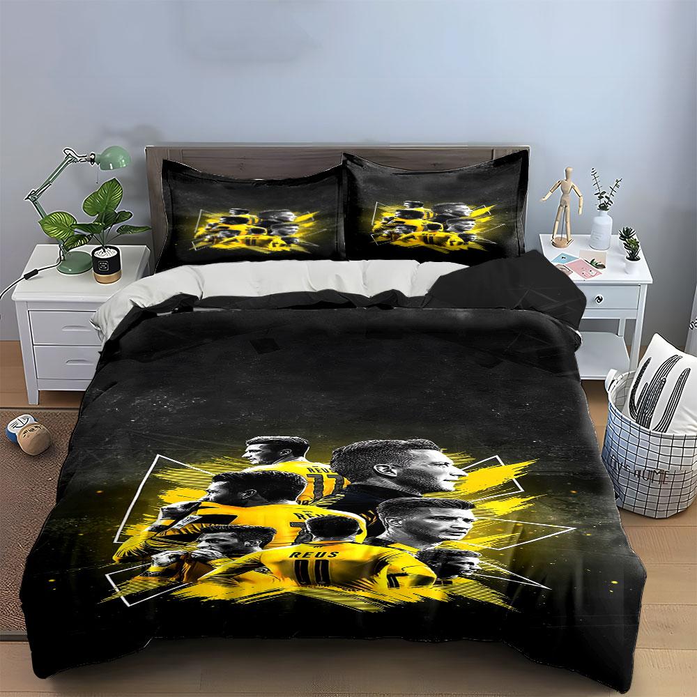 Football players with yellow highlights. Bedding sets Duvet cover sets Duvet covers Pillowcases(1 * Duvet Cover 2 * Pillowcases, without duvet insert)
