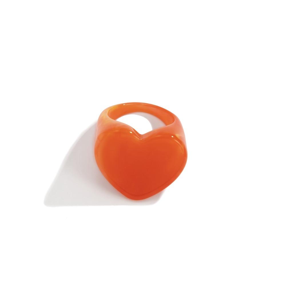 Einfacher Harz Geometrischer Ring Temperament Ring Neuer Pfirsichherzförmiger Ring