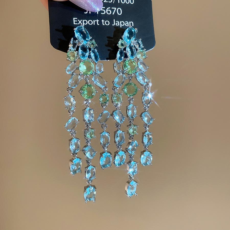 Emerald diamond leaf fringed earrings light luxury stud earrings women's European and American earrings