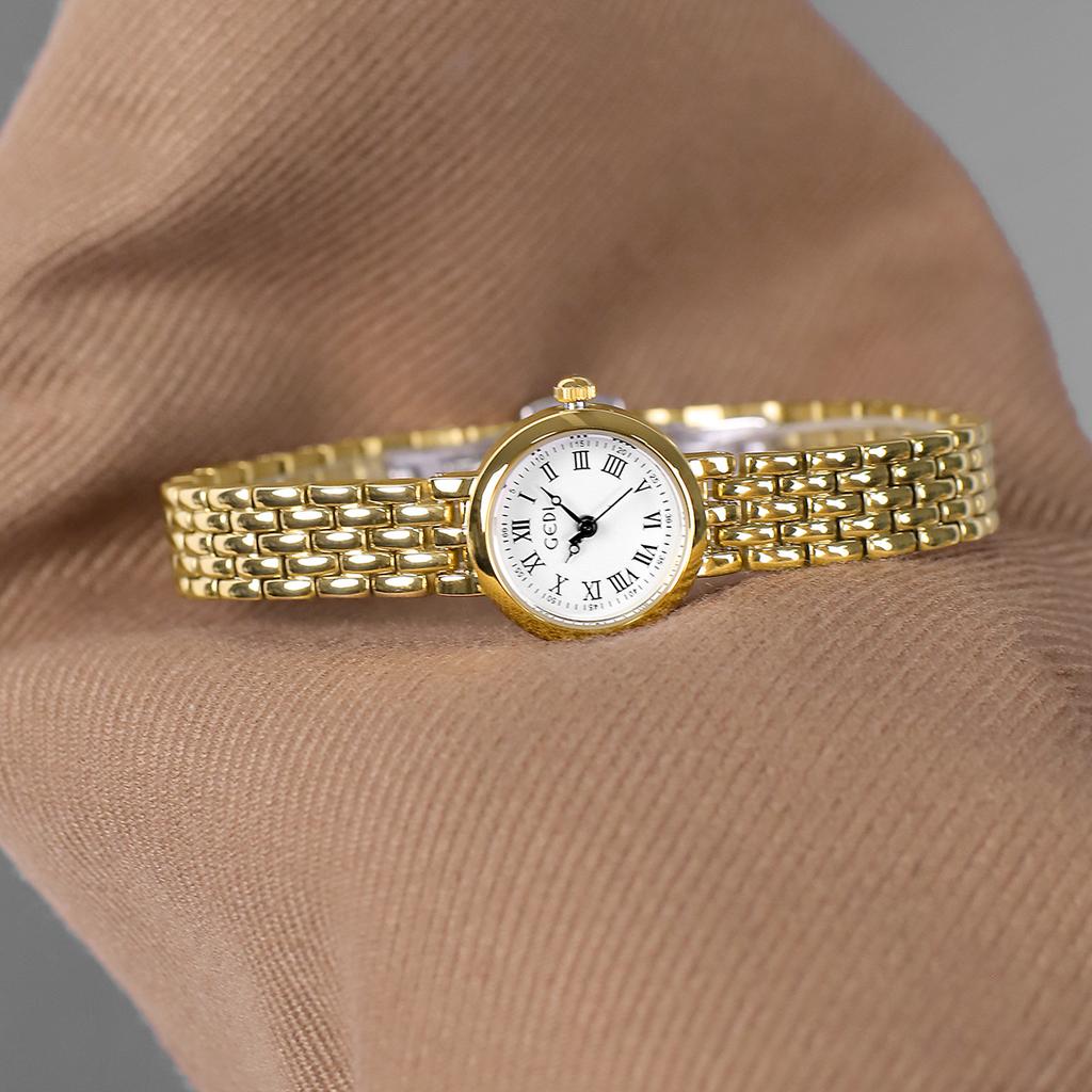 Small Exquisite Light Luxury Temperament Stainless Steel With Women'S Watch Niche High Value Waterproof Quartz Watch