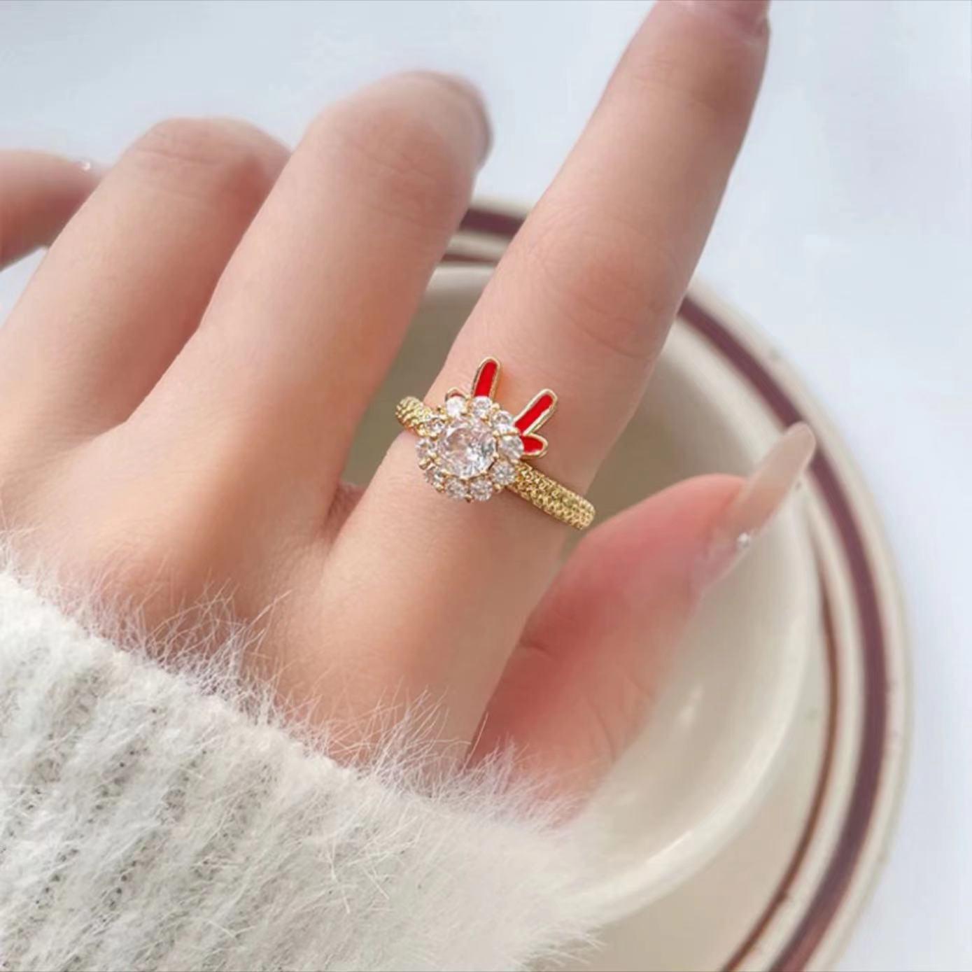 

Настоятельно рекомендуемое красное вращающееся кольцо-дракон: В китайском стиле, гибкий и вращающийся для удачи в год вашего рождения