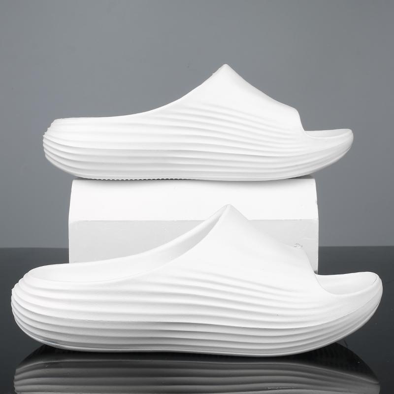 Fashion Summer Trend Mens Slippers Non-Slip Sandals Thick Soft Platform House Shoes Indoor Outdoor Shower Bathroom Slippers Casual Shoes