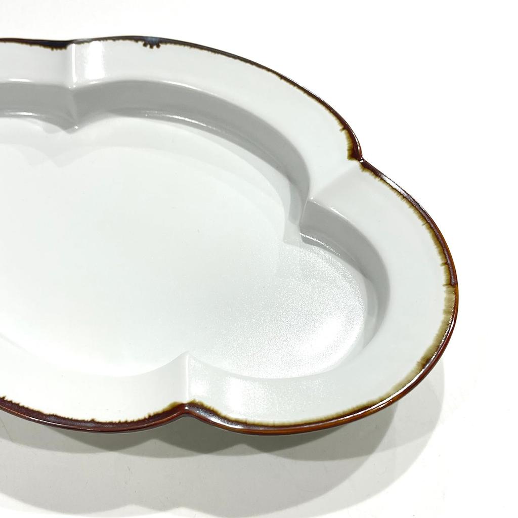 24to3 Plate, Side Plate, Irregular Shape Plate, Rusted White Matte Rim, Mokko Plate, Medium, White