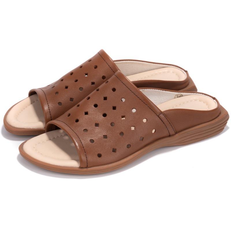 Leather Cool Slippers Women's Summer Wear Retro Hollow Soft Bottom Comfortable Open-toed Casual Slippers