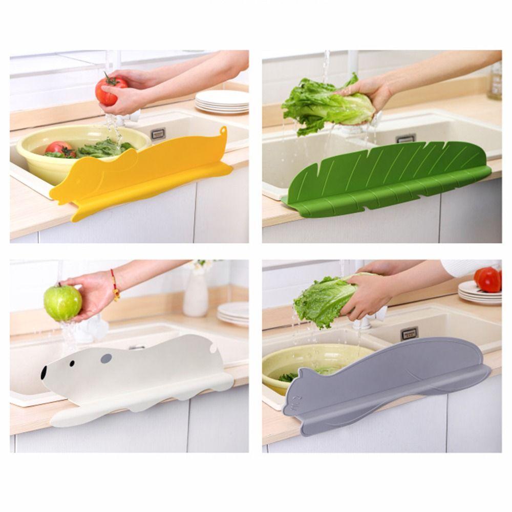 Silicone Material Water Retaining Plate Water Retaining Design Suction Disc Water Proof Barrier Cartoon Leaf Dog Cat