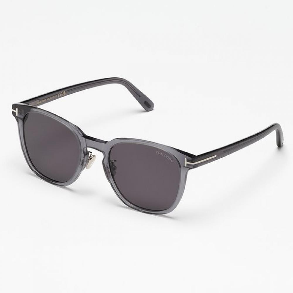 

Tom Ford Tf 1051 K 5620v Single option