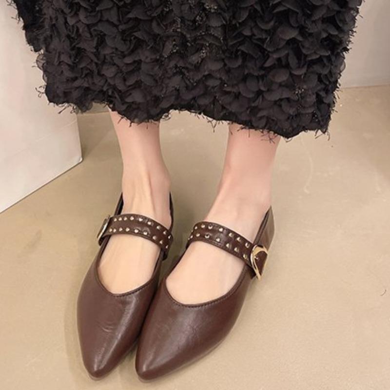 Autumn New Flat Shoes Women's Fashion Pointed Head Shallow Mouth Rivets Soft Sole Anti-slip Wear-resistant Low-top Shoes
