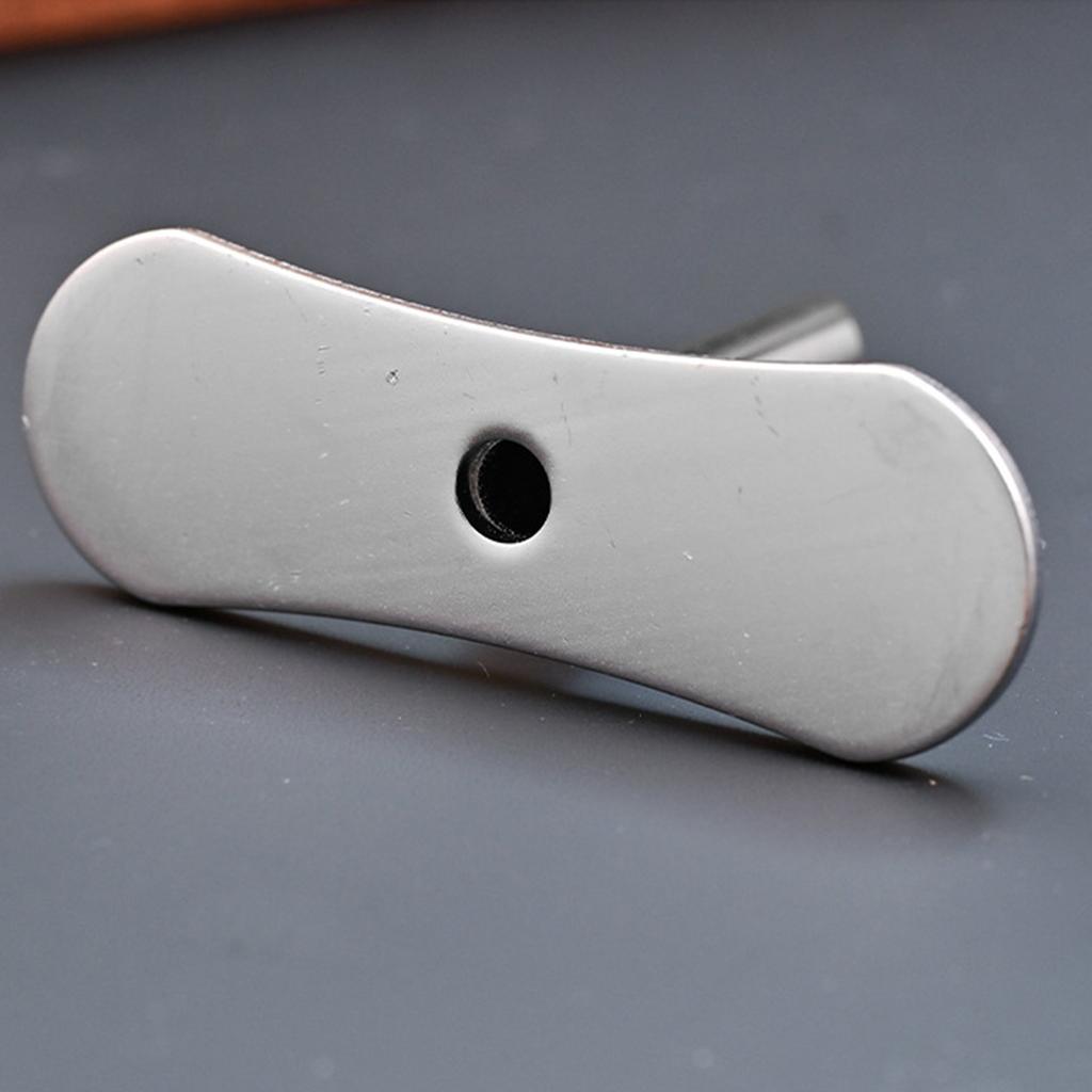 Sicheres und zuverlässiges Kokosnusswerkzeug Effizientes Kokosnussöffnungswerkzeug mit ergonomischem Griff und lebensmittelechtem Edelstahl