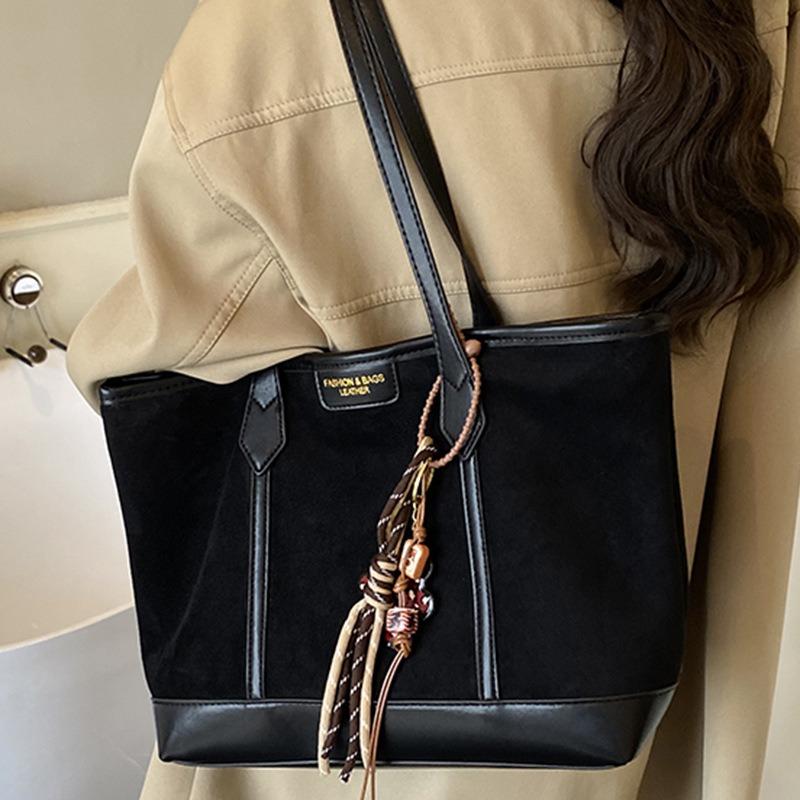 Simple Retro Large-capacity Bag Women's Autumn New Shoulder Bag Fashionable Texture Commuter Tote Bag