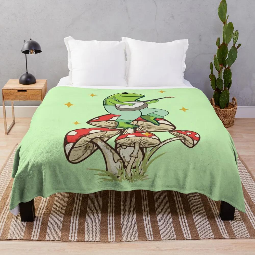 Mushroom Flannel Throw Blanket King Queen Size Brown Mushroom Pattern for Bed Sofa Couch Decor Smooth Lightweight Super Soft