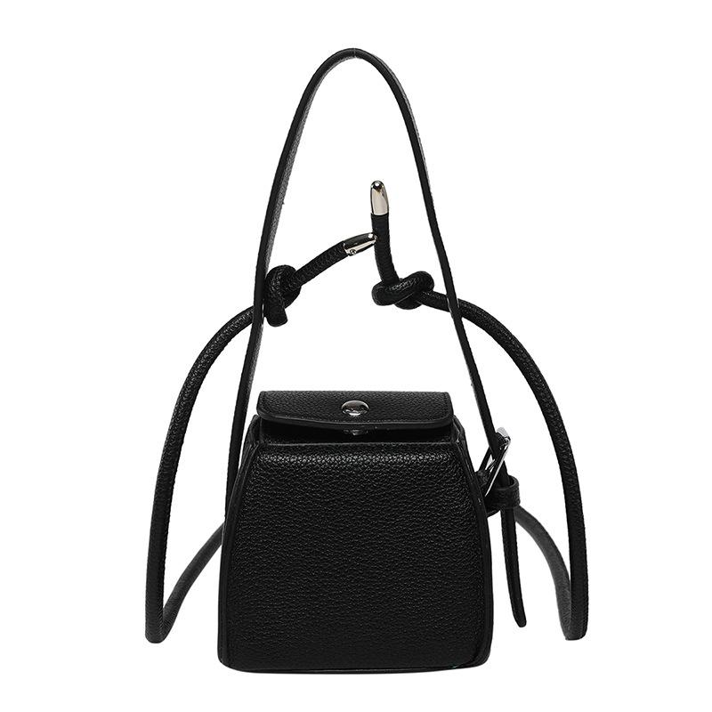 

Personalized funny small bag 2025 new fashion niche box bag women s versatile oblique span mini small square bag tide чёрный