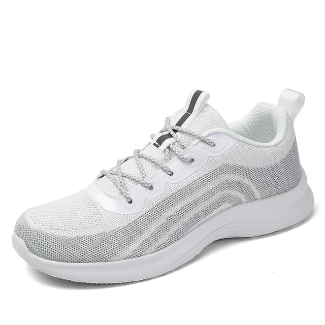 Men 'S Outdoor Running Shoes Soft Sole Breathable Men 'S Sports Shoes Lightweight Comfortable Fashion Men 'S Shoes All -Match
