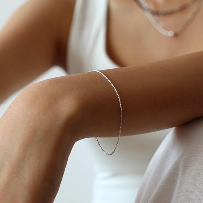 NORMALLEE [Weißgold] Glitzer-Linien-Armband