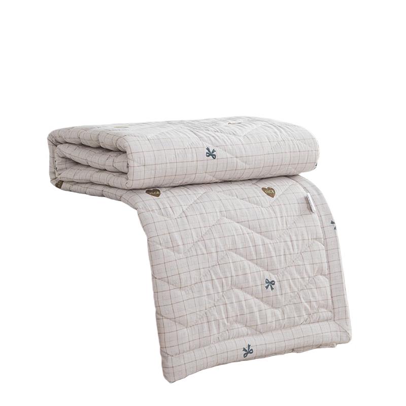 Muji All-Season Polyester Quilt