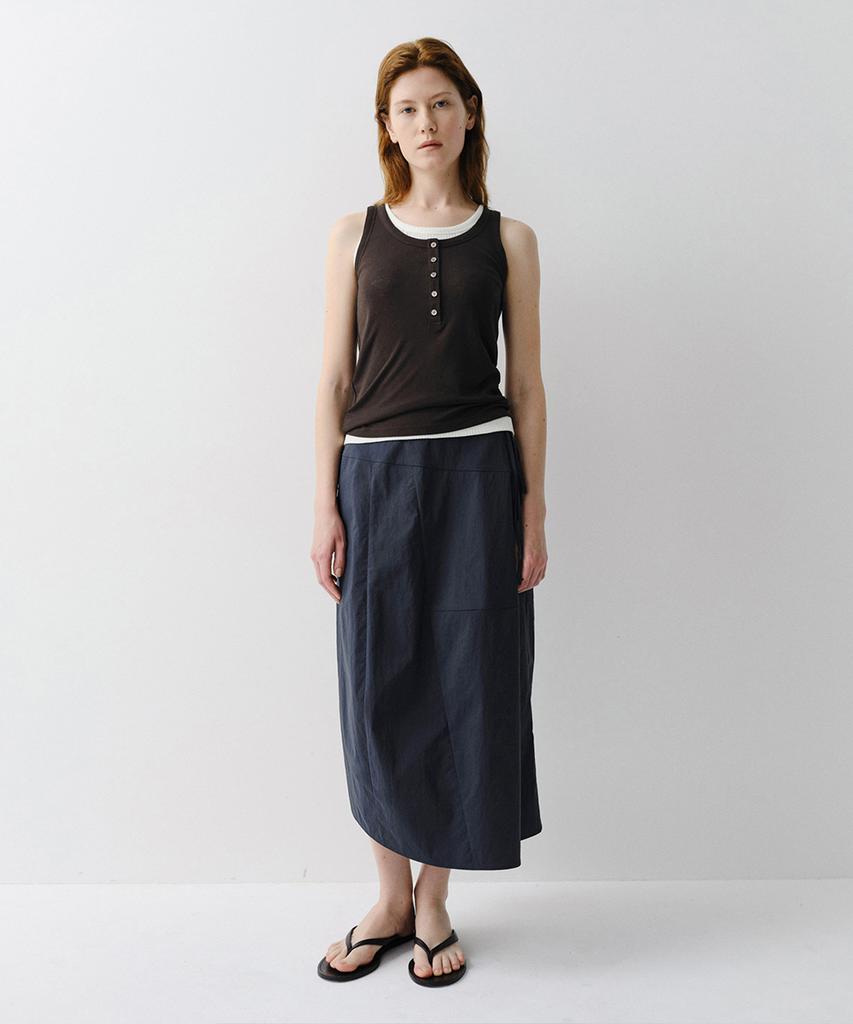 Ia Henley Neck Sleeveless Top (Dark Brown)