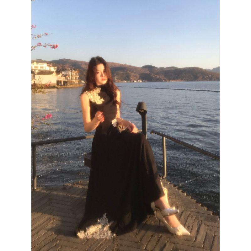 New Chinese Style Black Lace Embroidered Knitted Sleeveless Dress for Women, Summer Elegant Slim-Fit Waist-Cinching Long Dress Black Dress S