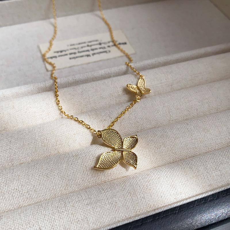 Vintage French Oval Geometric Necklace - High-End Retro Clavicle Chain