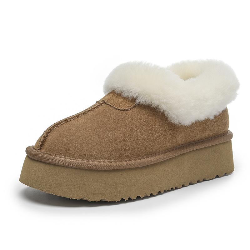 

Small thick-soled low-top snow boots women s sheepskin and fur integrated 2025 new one-pedal winter wool cotton shoes 40