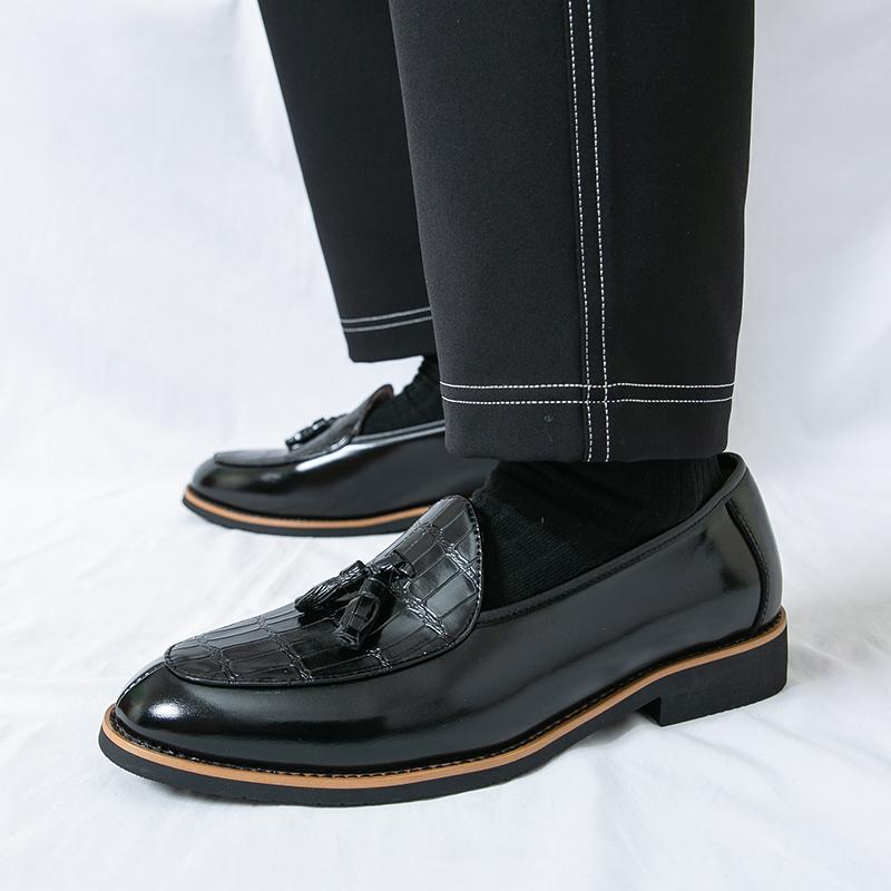 Big Size 47 48 Luxry Men Loafers Shoes Slip On Moccasins Man Party Dress Shoes Wedding Flats Formal Tassel Casual Green Shoes