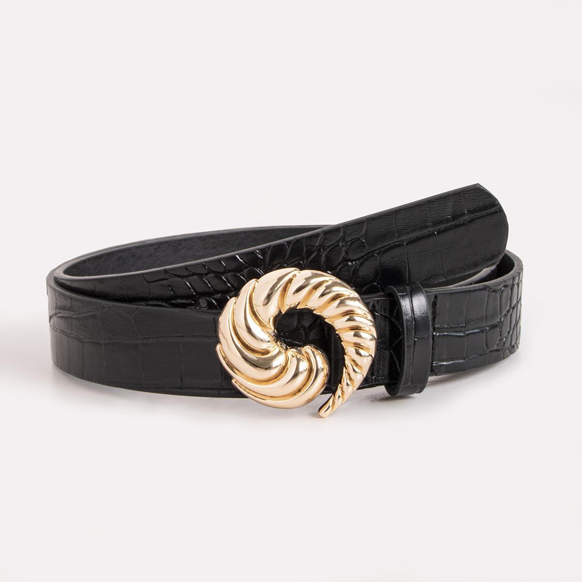 

Новая текстура раковины Изысканный узор крокодила Лакированная кожа Шикарный женский ремень Модный европейский и американский деловой ПУ женский ремень 100cm
