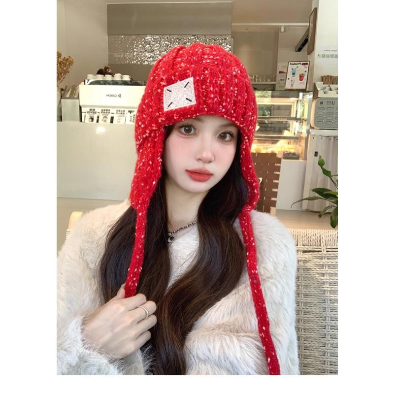 

Autumn and Winter New Korean Version of Versatile Wool Hat for Women with Big Head Circumference Showing Their Face Small Rainbow Particles Patches
