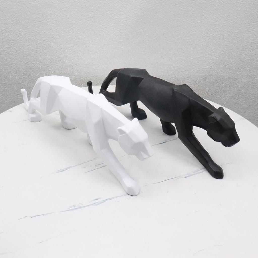 Geometric Leopard Figurine: Creative Resin Decor for Bedroom and Living Room