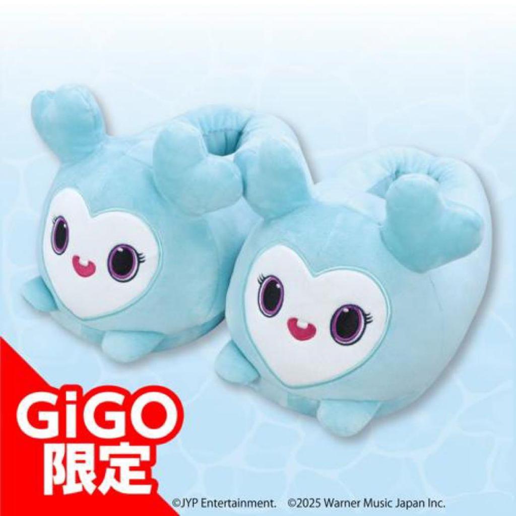 [USED] Nayeon TWICE LOVELYS Plush Slippers + Original Bag