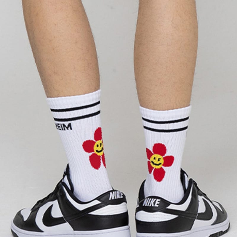 

GRAVER [BAG&ACC] Red Flower Smile Logo Socks 1 Pack_White WHITE