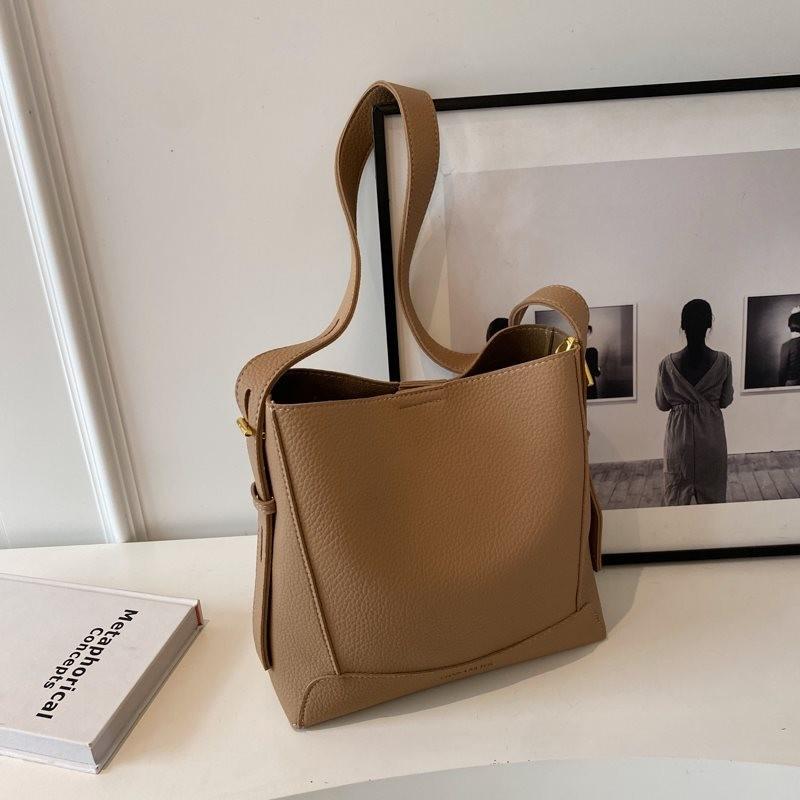 

Trendy Bucket Bag For Women In Black Coffee Brown And Khaki Stylish Casual Design