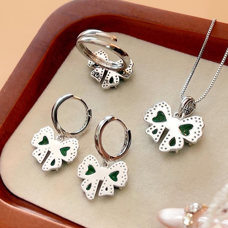 Manufacturer's Direct Of 2025 New Emerald Butterfly Set Women Fashionable Earrings Necklaces Rings Light Luxury Hair Replacement