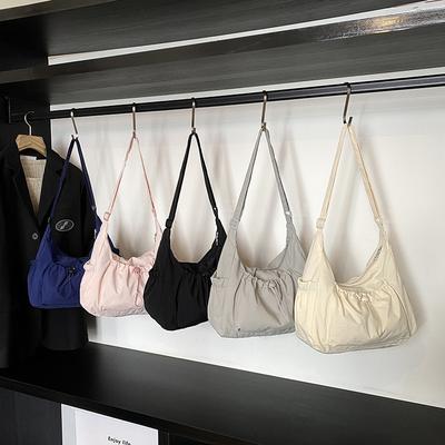 Mode Wolkentasche große Kapazität Schultertasche 2025 Nischendesign Umhängetasche plissierte leichte Tragetasche Frauen