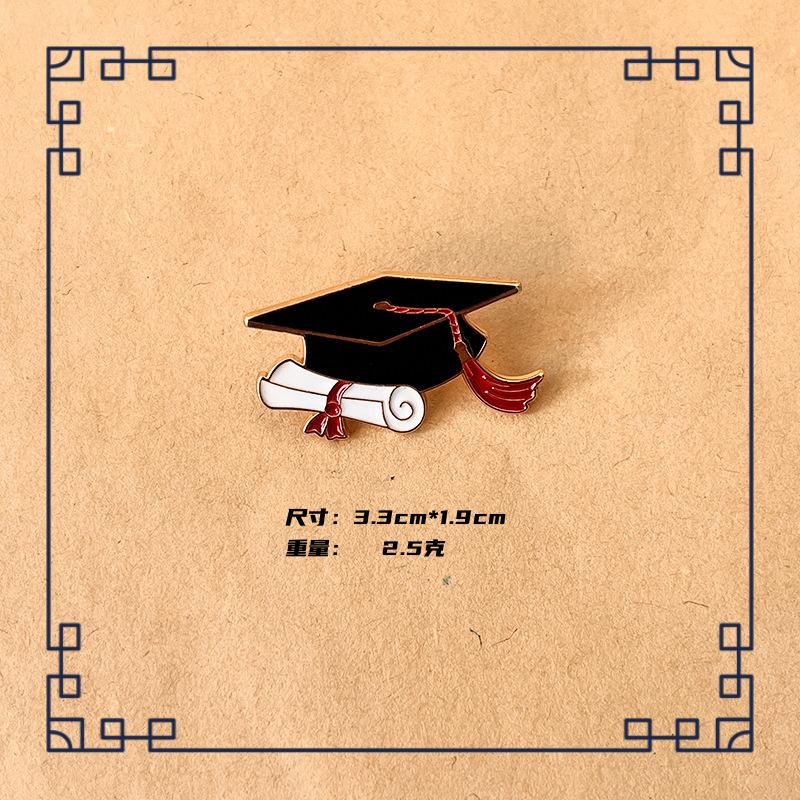 

Creative Graduation Gift Metal Enamel Brooch Clip Fashion Book Hat Flower Badge Men Women Clothing Pin Fashion Jewelry Accessori