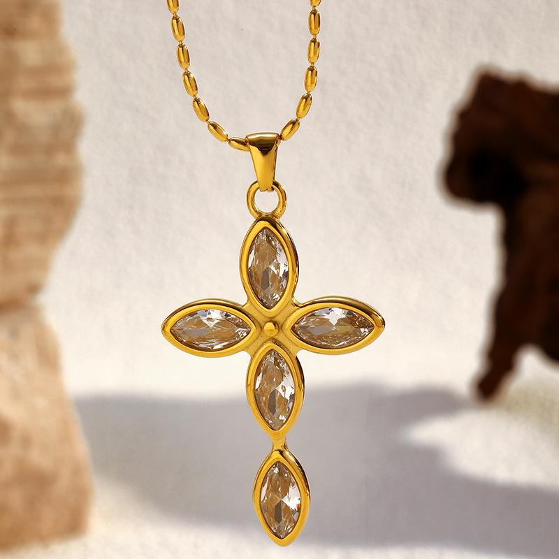 Vintage Minimalist Titanium Steel Cross Necklace Light Luxury Pendant Jewelry for Women Men