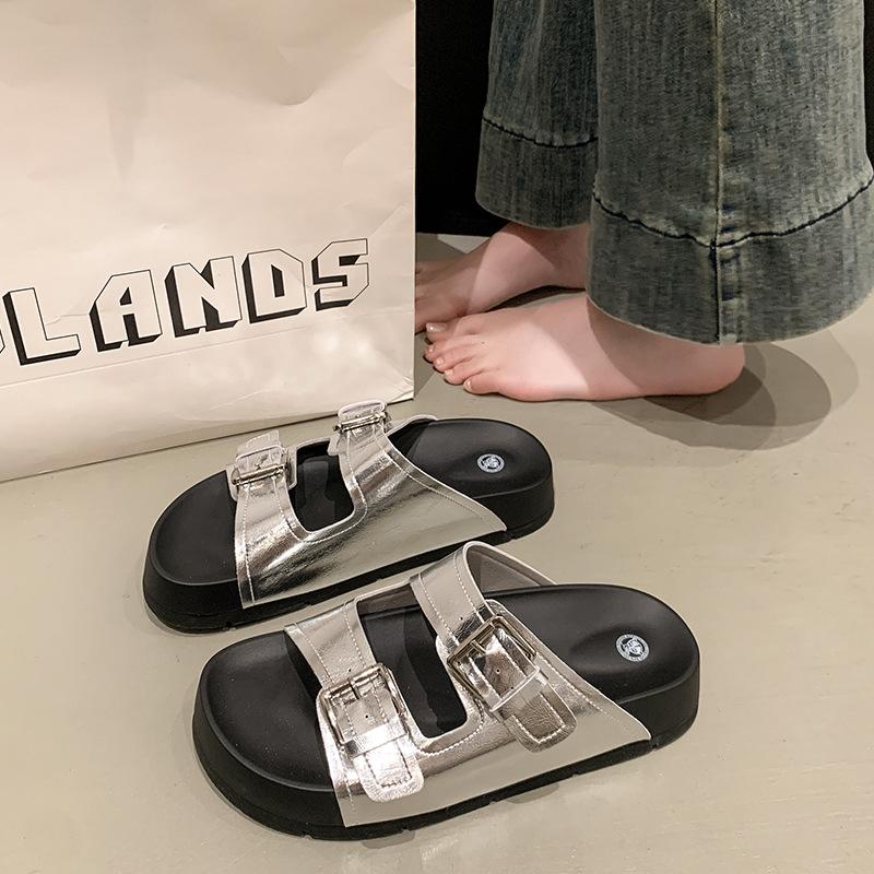 Summer New Korean Version 2025 Sponge Cake Bottom with Thick-soled Slippers Women's Thin Non-slip Beach Shoes Cool Slippers
