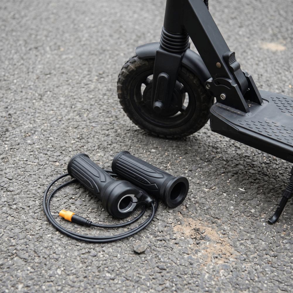 Waterproof Connector E Bike Throttle 3 Pin Speed Throttle Handle Electric Bicycle Throttle Ebike